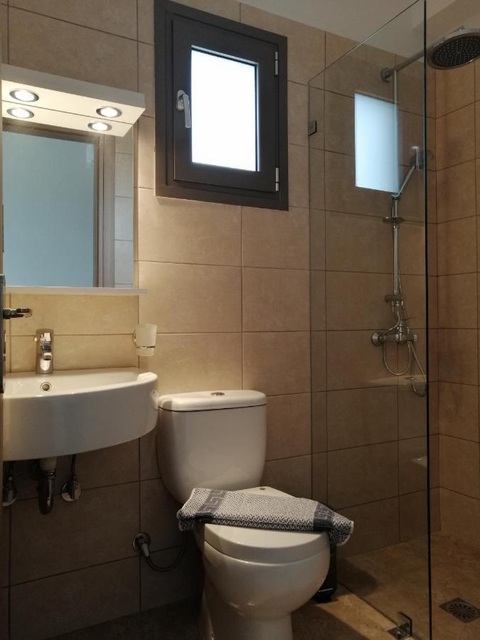 Apartment Ta Didymakia Apartments. Argostoli (Kefalonia)