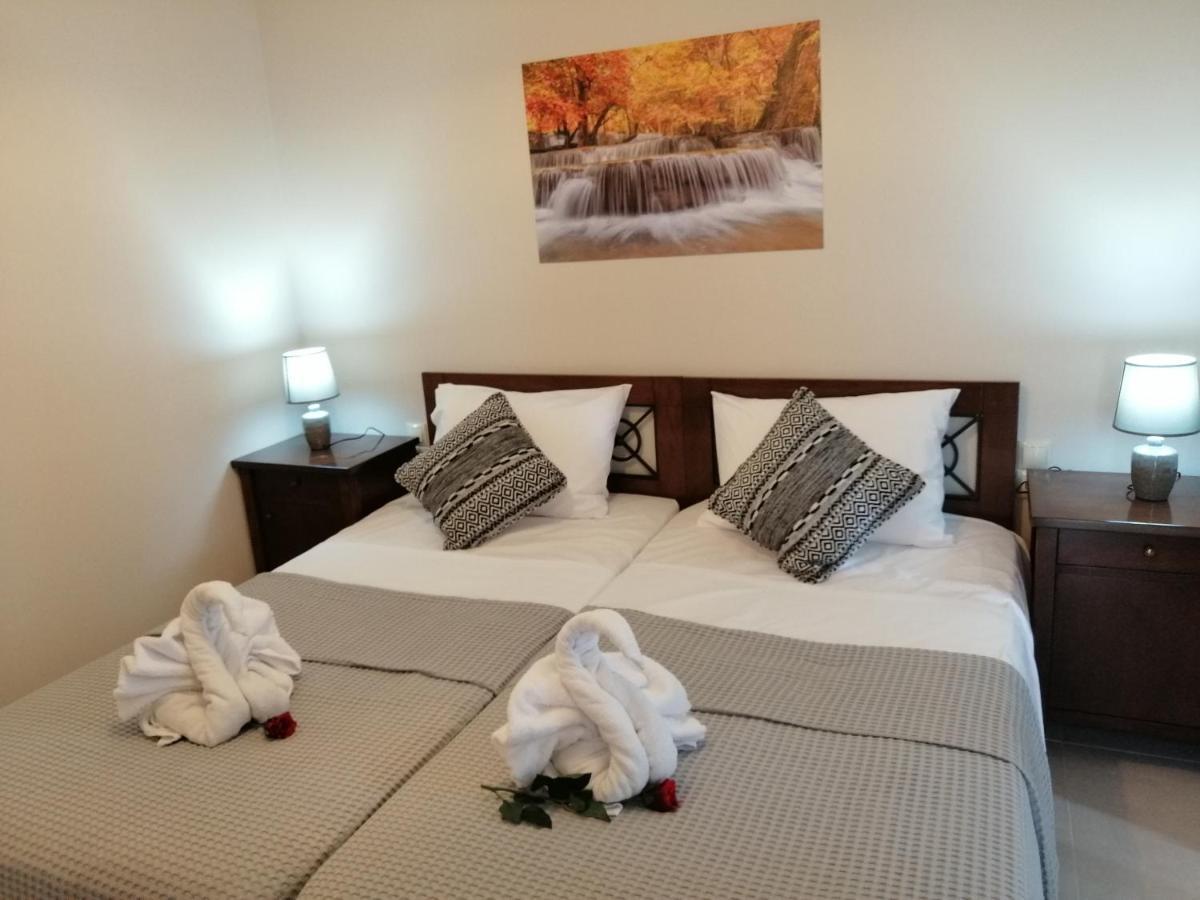 Ta Didymakia Apartments. Argostoli (Kefalonia)