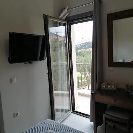 Ta Didymakia Apartments. Argostoli  Exterior photo